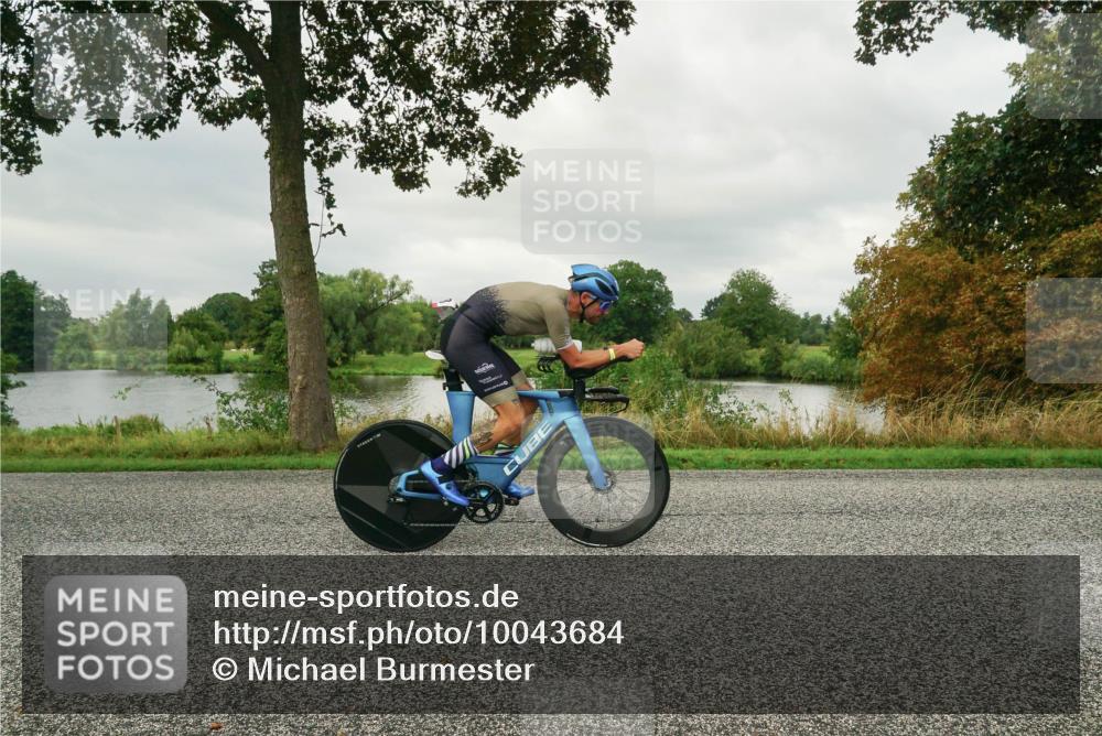 30.08.2026 - Elbe Triathlon Hamburg Michael Burmester http://msf.ph/oto/10043684 30.08.2026 09:05:24 Radfahren 218 meine-sportfotos.de