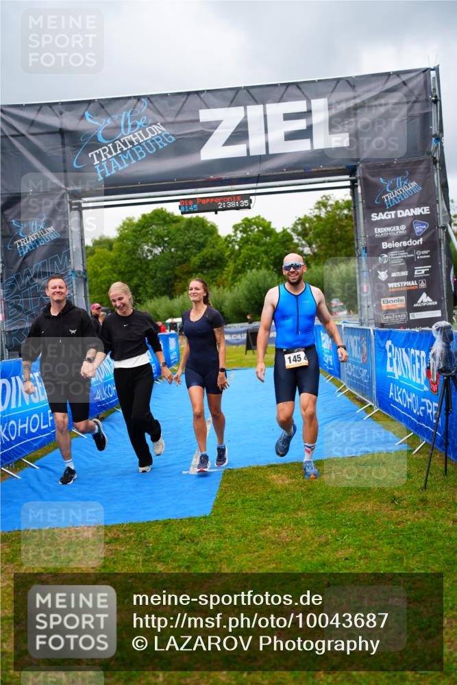 30.08.2026 - Elbe Triathlon Hamburg LAZAROV Photography http://msf.ph/oto/10043687 30.08.2026 16:38:34 Ziel  meine-sportfotos.de