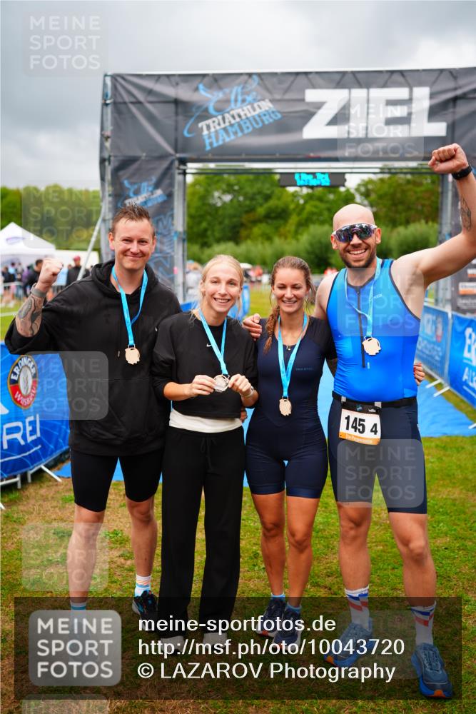 30.08.2026 - Elbe Triathlon Hamburg LAZAROV Photography http://msf.ph/oto/10043720 30.08.2026 16:38:51 Ziel  meine-sportfotos.de