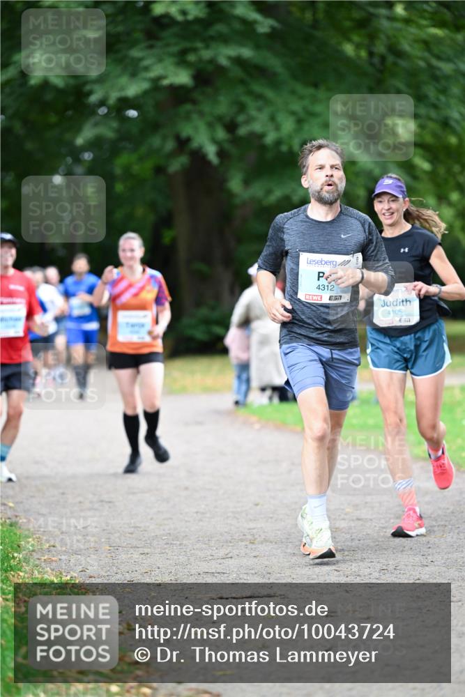 30.08.2026 - Blankeneser Heldenlauf Dr. Thomas Lammeyer http://msf.ph/oto/10043724 30.08.2026 11:19:34 Laufen 4312, 4105 meine-sportfotos.de
