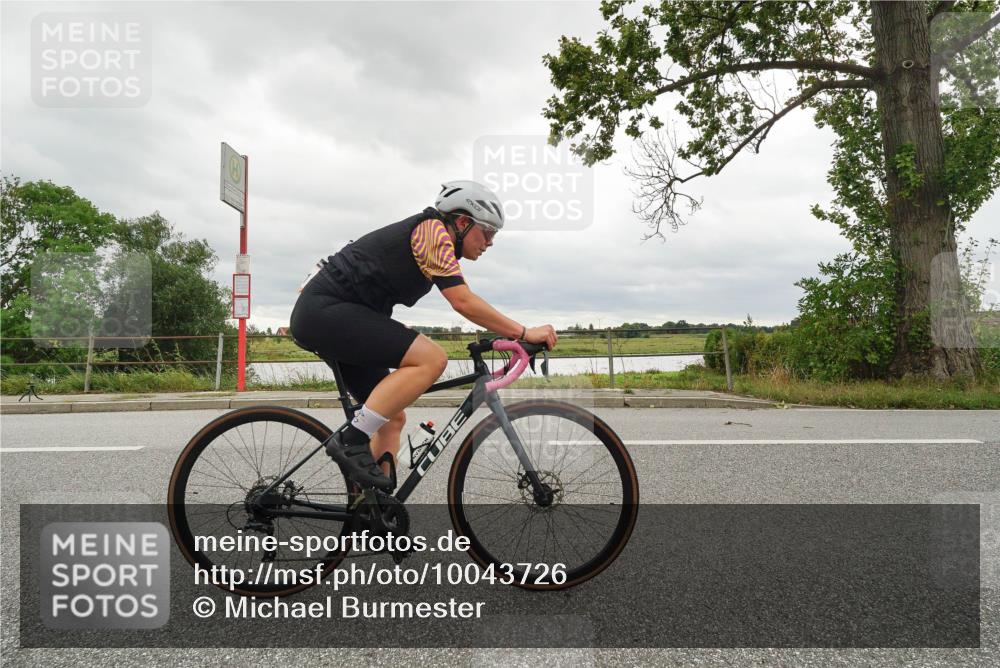 30.08.2026 - Elbe Triathlon Hamburg Michael Burmester http://msf.ph/oto/10043726 30.08.2026 14:10:27 Radfahren 147, 167 meine-sportfotos.de