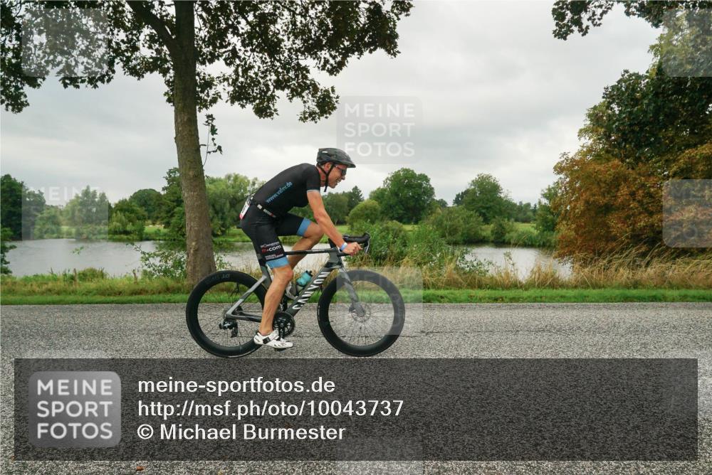 30.08.2026 - Elbe Triathlon Hamburg Michael Burmester http://msf.ph/oto/10043737 30.08.2026 09:05:58 Radfahren 213, 266, 485 meine-sportfotos.de