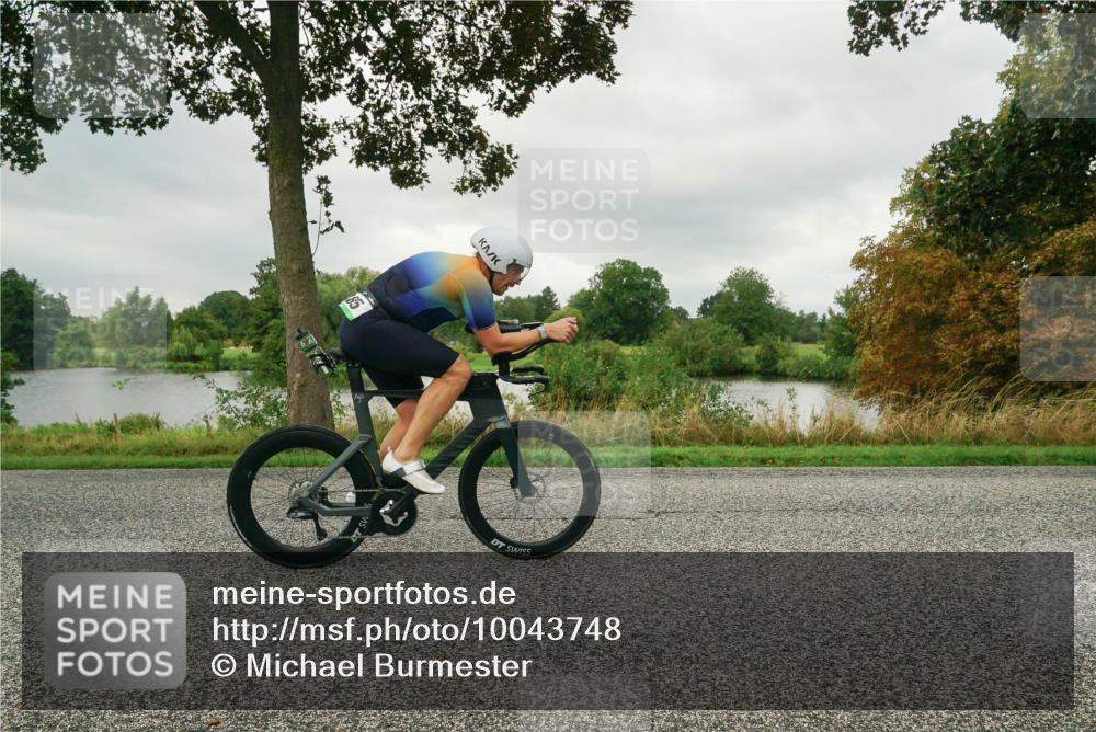 30.08.2026 - Elbe Triathlon Hamburg Michael Burmester http://msf.ph/oto/10043748 30.08.2026 09:06:00 Radfahren 213, 266, 485, 527 meine-sportfotos.de