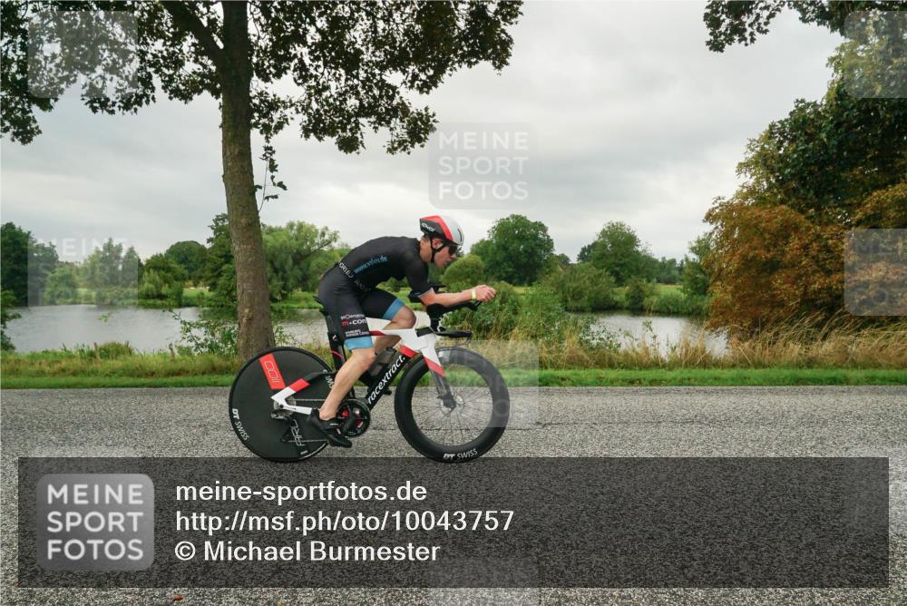 30.08.2026 - Elbe Triathlon Hamburg Michael Burmester http://msf.ph/oto/10043757 30.08.2026 09:06:05 Radfahren 213, 272, 527 meine-sportfotos.de