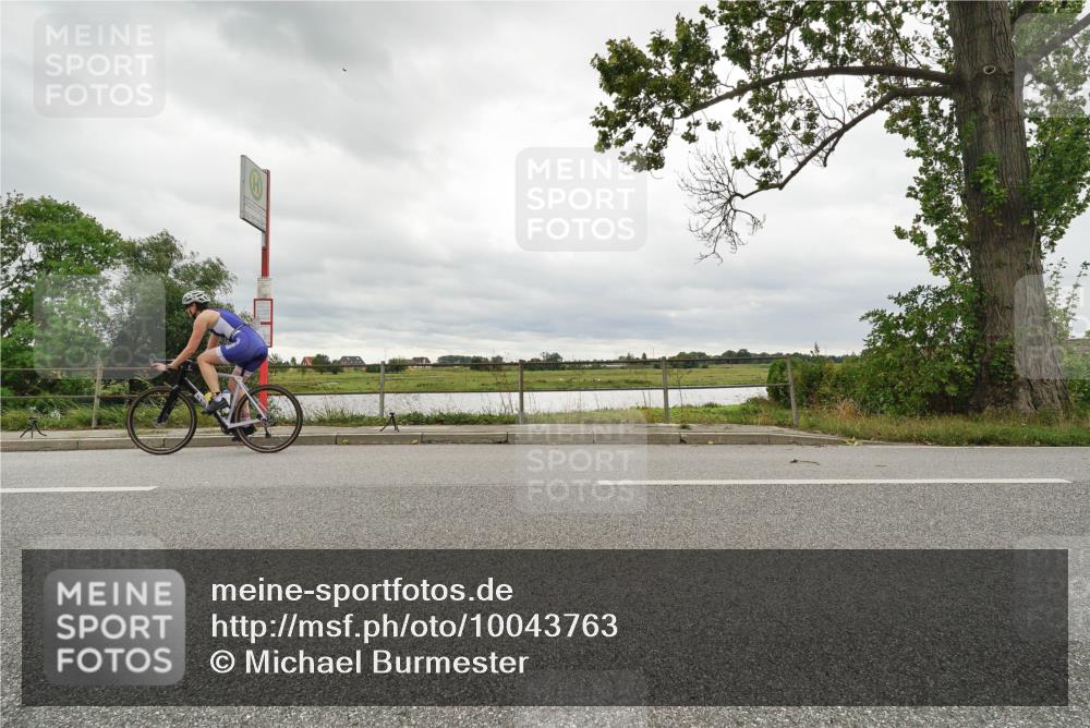 30.08.2026 - Elbe Triathlon Hamburg Michael Burmester http://msf.ph/oto/10043763 30.08.2026 14:10:52 Radfahren 179 meine-sportfotos.de