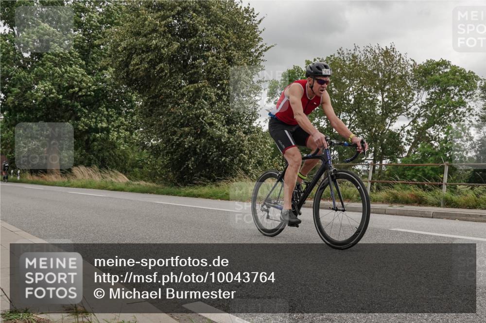 30.08.2026 - Elbe Triathlon Hamburg Michael Burmester http://msf.ph/oto/10043764 30.08.2026 14:56:34 Radfahren  meine-sportfotos.de