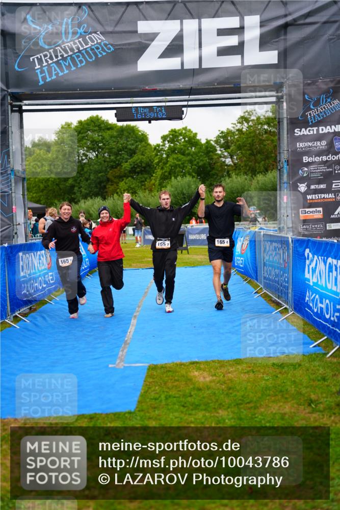 30.08.2026 - Elbe Triathlon Hamburg LAZAROV Photography http://msf.ph/oto/10043786 30.08.2026 16:39:01 Ziel  meine-sportfotos.de