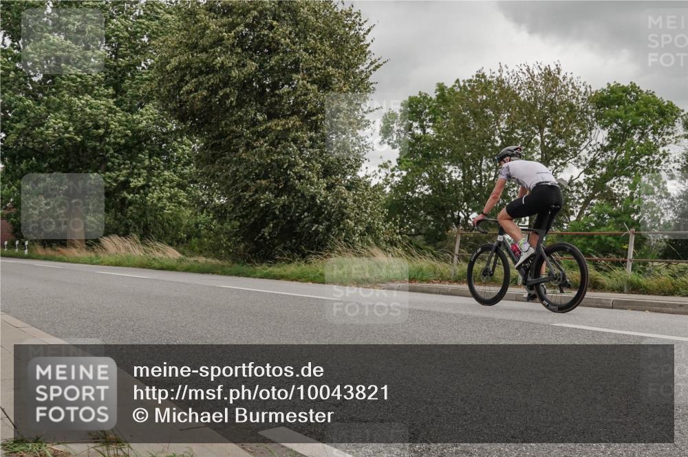 30.08.2026 - Elbe Triathlon Hamburg Michael Burmester http://msf.ph/oto/10043821 30.08.2026 14:57:19 Radfahren  meine-sportfotos.de
