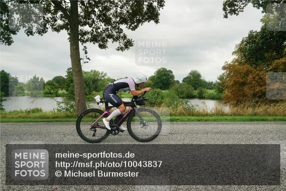 30.08.2026 - Elbe Triathlon Hamburg Michael Burmester http://msf.ph/oto/10043837 30.08.2026 09:06:25 Radfahren 320, 368 meine-sportfotos.de