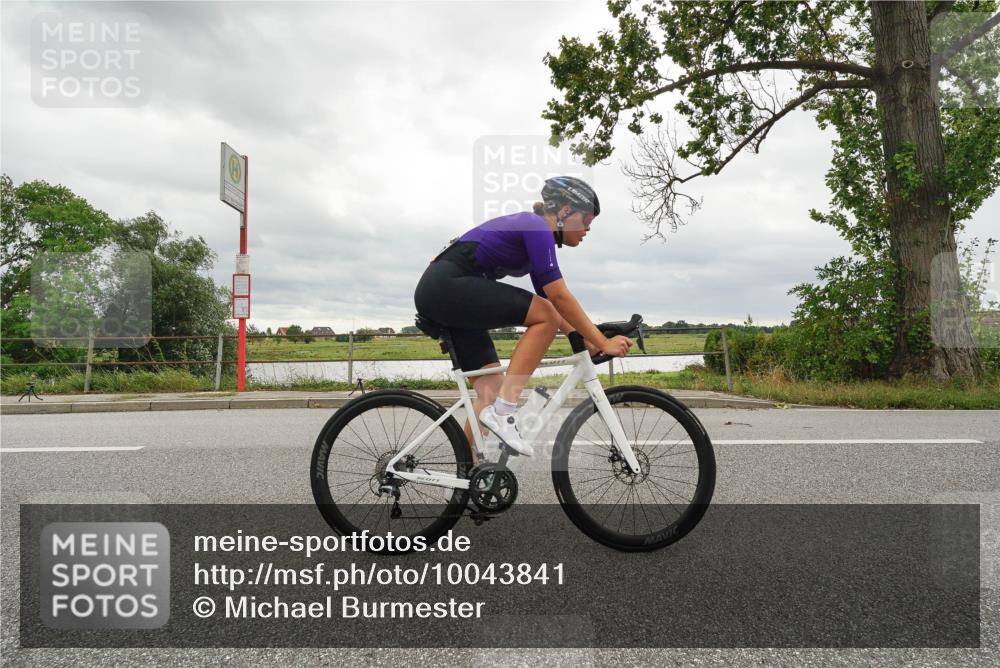 30.08.2026 - Elbe Triathlon Hamburg Michael Burmester http://msf.ph/oto/10043841 30.08.2026 14:11:13 Radfahren 132, 149, 165 meine-sportfotos.de