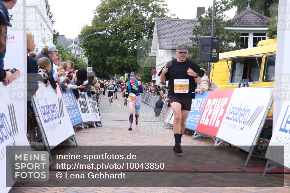 30.08.2026 - Blankeneser Heldenlauf Lena Gebhardt http://msf.ph/oto/10043850 30.08.2026 11:49:35 Ziel 2205, 2232, 2624, 2952, 2955 meine-sportfotos.de