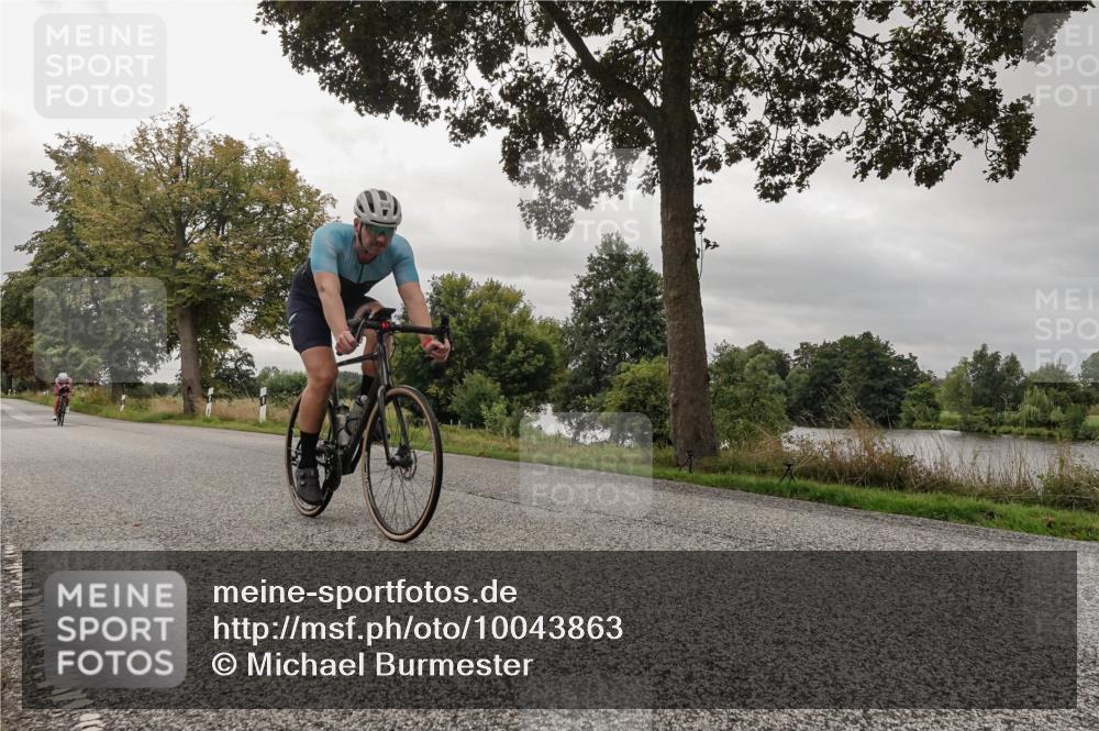 30.08.2026 - Elbe Triathlon Hamburg Michael Burmester http://msf.ph/oto/10043863 30.08.2026 09:20:56 Radfahren 372, 432, 584, 606 meine-sportfotos.de