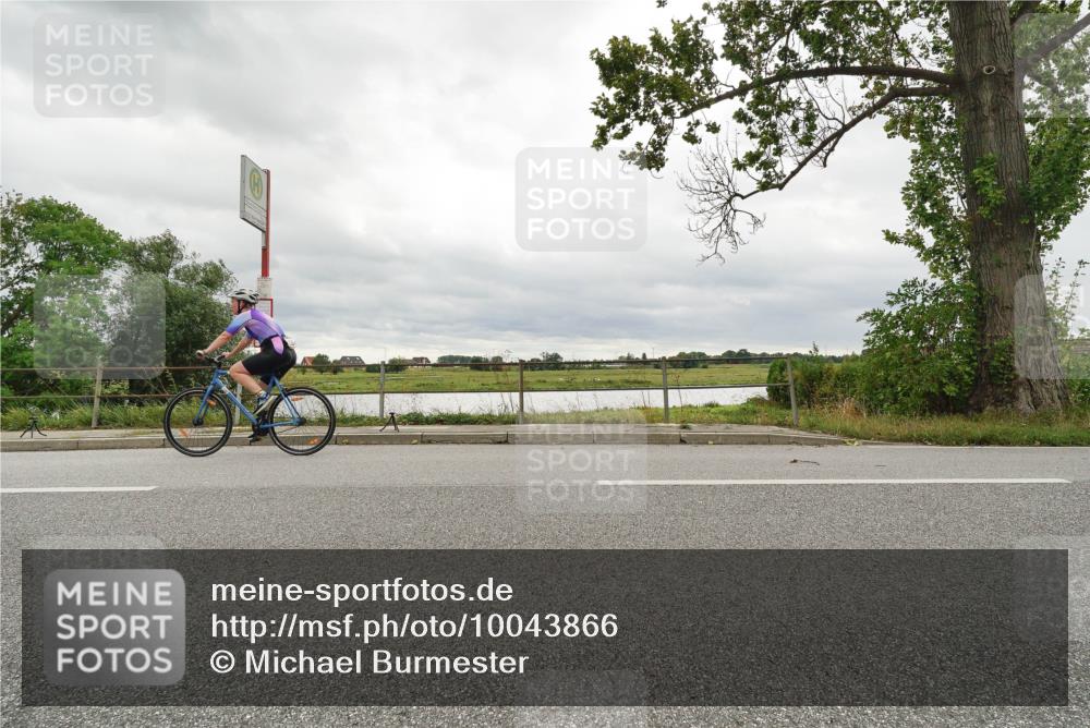 30.08.2026 - Elbe Triathlon Hamburg Michael Burmester http://msf.ph/oto/10043866 30.08.2026 14:11:18 Radfahren 173 meine-sportfotos.de