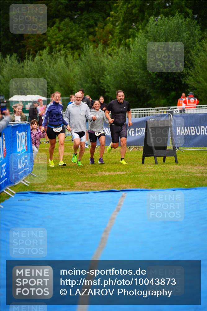30.08.2026 - Elbe Triathlon Hamburg LAZAROV Photography http://msf.ph/oto/10043873 30.08.2026 16:39:33 Ziel  meine-sportfotos.de