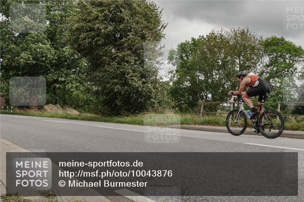 30.08.2026 - Elbe Triathlon Hamburg Michael Burmester http://msf.ph/oto/10043876 30.08.2026 14:57:50 Radfahren  meine-sportfotos.de