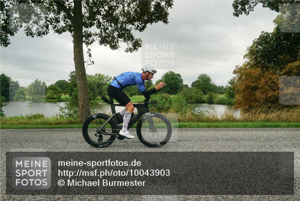 30.08.2026 - Elbe Triathlon Hamburg Michael Burmester http://msf.ph/oto/10043903 30.08.2026 09:07:44 Radfahren 432 meine-sportfotos.de