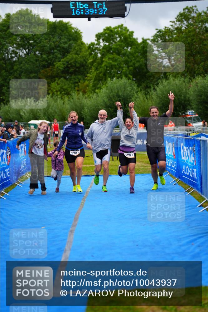 30.08.2026 - Elbe Triathlon Hamburg LAZAROV Photography http://msf.ph/oto/10043937 30.08.2026 16:39:37 Ziel  meine-sportfotos.de