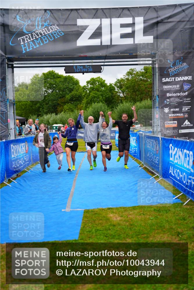 30.08.2026 - Elbe Triathlon Hamburg LAZAROV Photography http://msf.ph/oto/10043944 30.08.2026 16:39:38 Ziel  meine-sportfotos.de