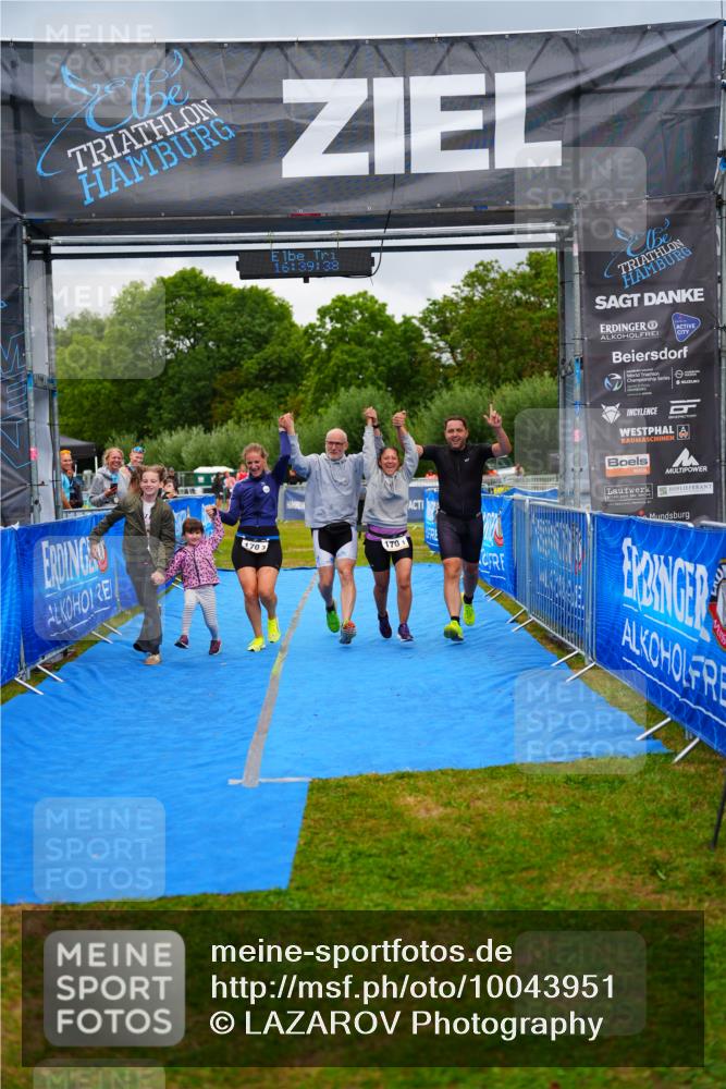 30.08.2026 - Elbe Triathlon Hamburg LAZAROV Photography http://msf.ph/oto/10043951 30.08.2026 16:39:38 Ziel  meine-sportfotos.de