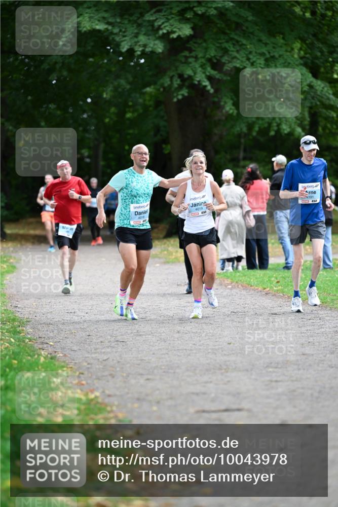 30.08.2026 - Blankeneser Heldenlauf Dr. Thomas Lammeyer http://msf.ph/oto/10043978 30.08.2026 11:19:53 Laufen 4018, 4019, 191 meine-sportfotos.de