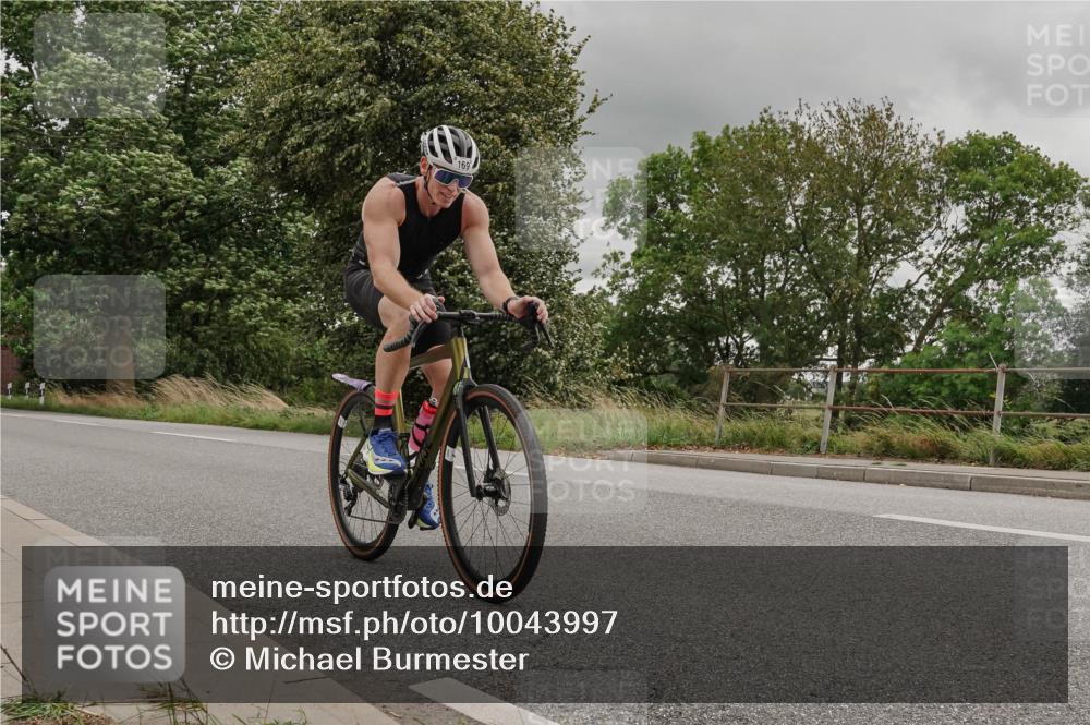 30.08.2026 - Elbe Triathlon Hamburg Michael Burmester http://msf.ph/oto/10043997 30.08.2026 14:58:49 Radfahren  meine-sportfotos.de