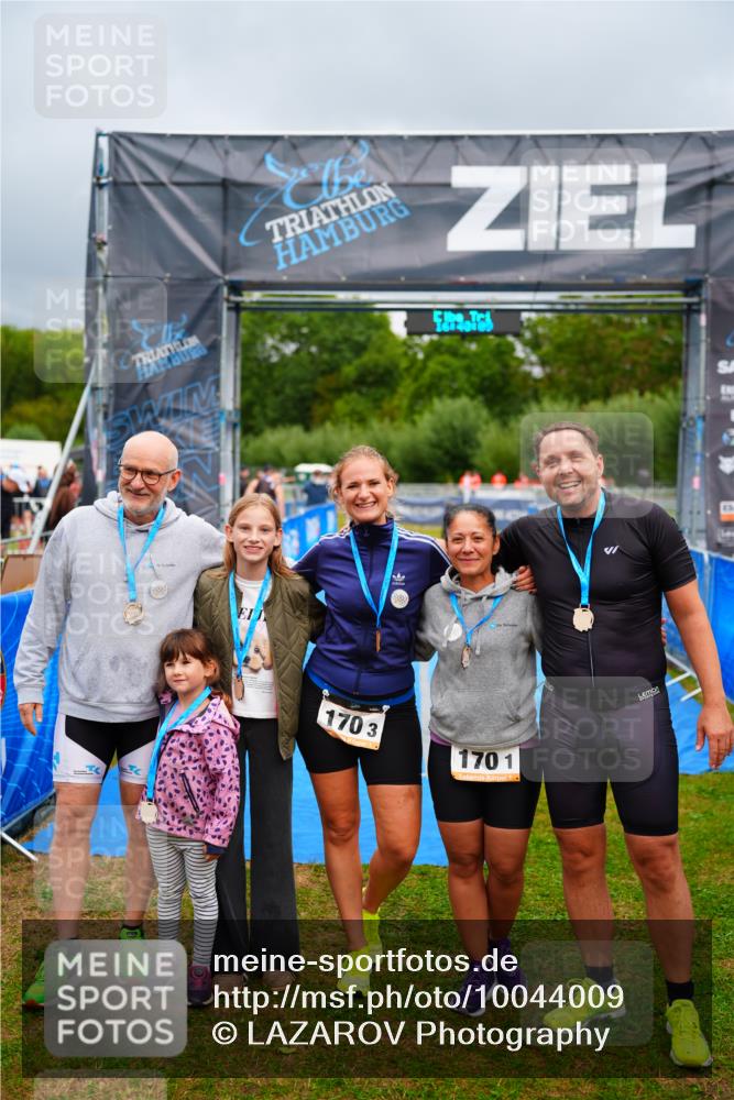 30.08.2026 - Elbe Triathlon Hamburg LAZAROV Photography http://msf.ph/oto/10044009 30.08.2026 16:40:08 Ziel  meine-sportfotos.de
