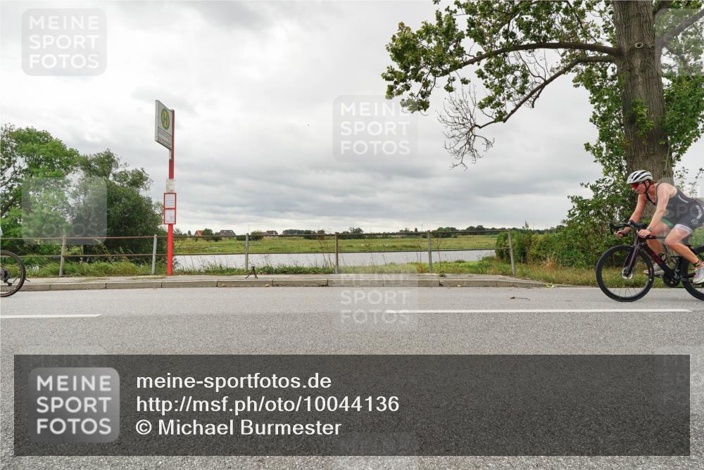 30.08.2026 - Elbe Triathlon Hamburg Michael Burmester http://msf.ph/oto/10044136 30.08.2026 14:13:16 Radfahren  meine-sportfotos.de