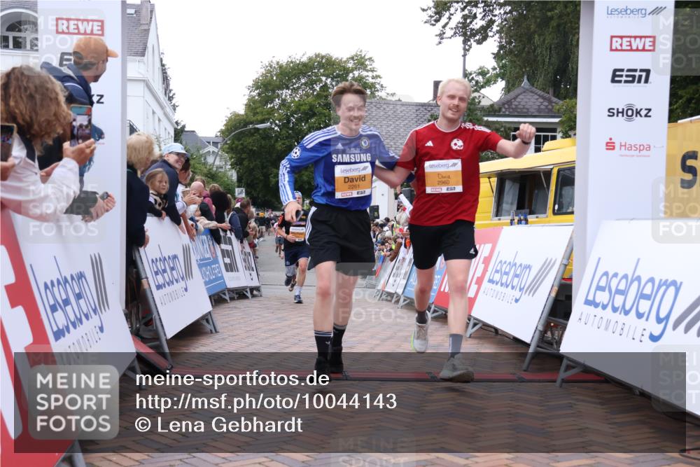 30.08.2026 - Blankeneser Heldenlauf Lena Gebhardt http://msf.ph/oto/10044143 30.08.2026 11:49:48 Ziel 2261, 2267, 2365, 2657, 2721, 2960 meine-sportfotos.de