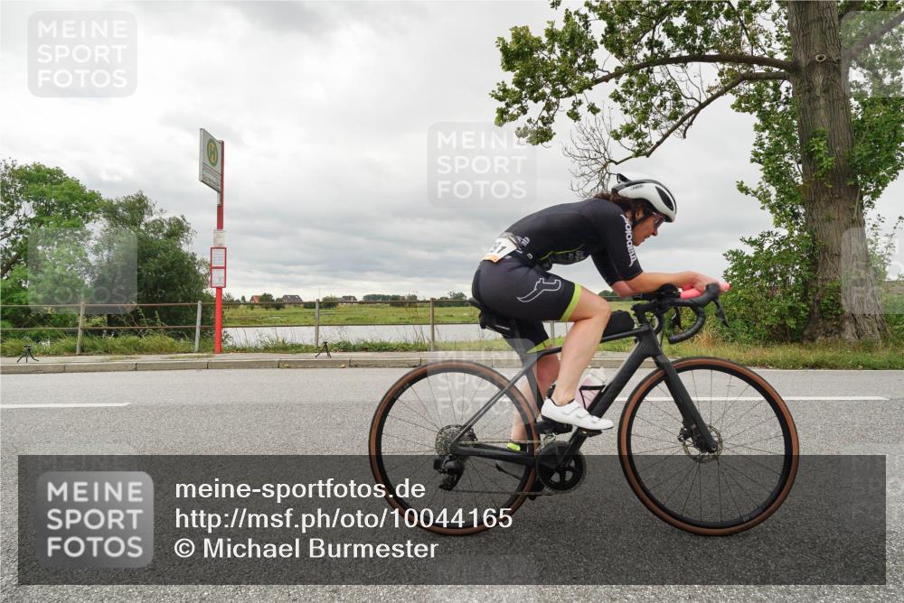 30.08.2026 - Elbe Triathlon Hamburg Michael Burmester http://msf.ph/oto/10044165 30.08.2026 14:13:19 Radfahren  meine-sportfotos.de