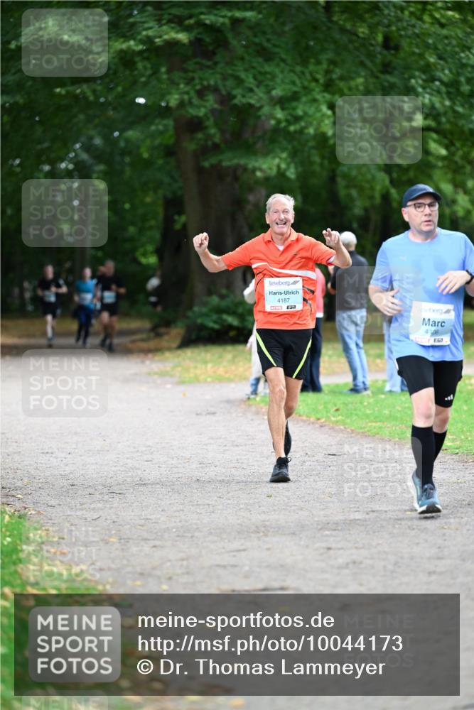 30.08.2026 - Blankeneser Heldenlauf Dr. Thomas Lammeyer http://msf.ph/oto/10044173 30.08.2026 11:20:09 Laufen 4187, 4106 meine-sportfotos.de
