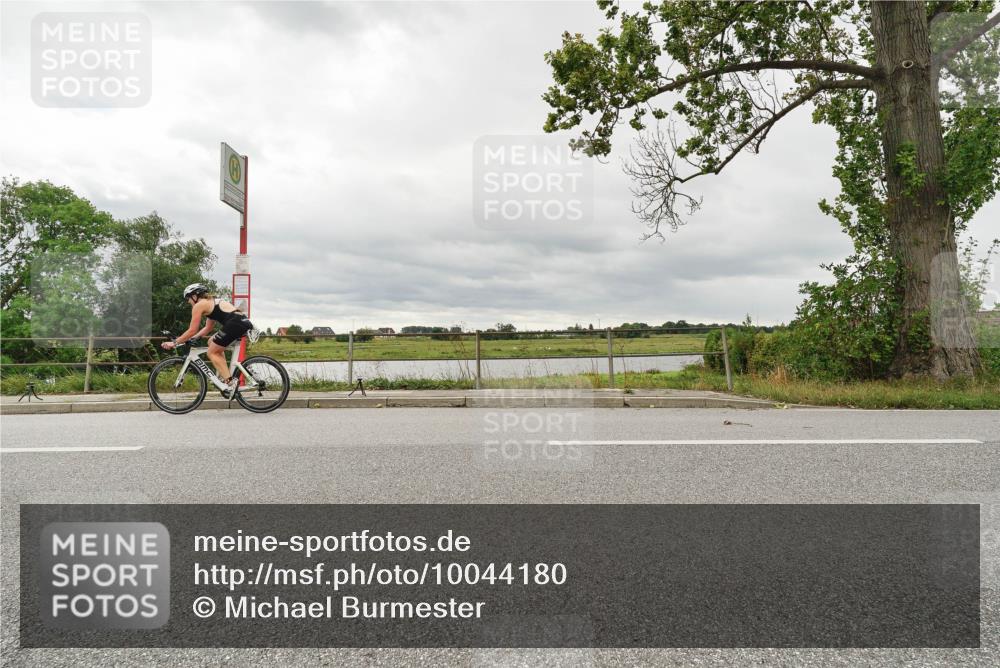 30.08.2026 - Elbe Triathlon Hamburg Michael Burmester http://msf.ph/oto/10044180 30.08.2026 14:13:21 Radfahren  meine-sportfotos.de