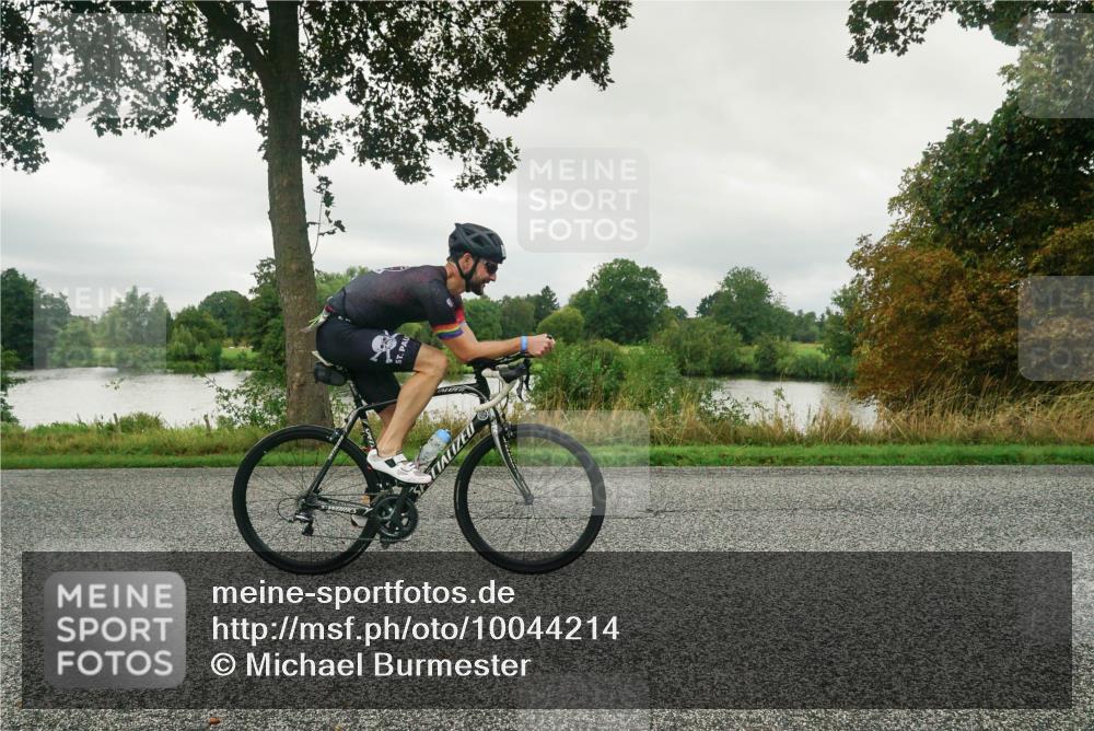 30.08.2026 - Elbe Triathlon Hamburg Michael Burmester http://msf.ph/oto/10044214 30.08.2026 09:10:29 Radfahren 227, 294, 326, 390, 417 meine-sportfotos.de