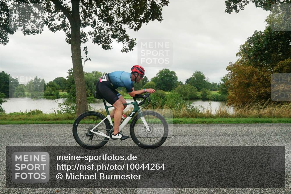 30.08.2026 - Elbe Triathlon Hamburg Michael Burmester http://msf.ph/oto/10044264 30.08.2026 09:10:48 Radfahren 221, 262 meine-sportfotos.de