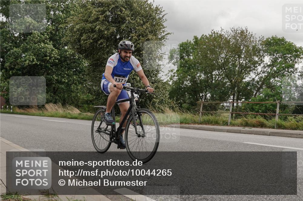 30.08.2026 - Elbe Triathlon Hamburg Michael Burmester http://msf.ph/oto/10044265 30.08.2026 15:01:50 Radfahren  meine-sportfotos.de