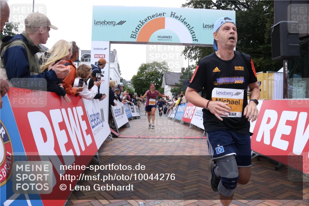 30.08.2026 - Blankeneser Heldenlauf Lena Gebhardt http://msf.ph/oto/10044276 30.08.2026 11:49:52 Ziel 2054, 2261, 2267, 2365, 2569, 2721, 2960 meine-sportfotos.de