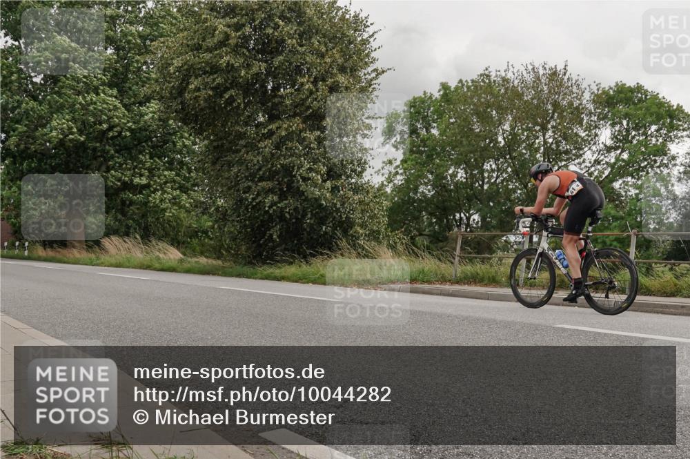 30.08.2026 - Elbe Triathlon Hamburg Michael Burmester http://msf.ph/oto/10044282 30.08.2026 15:02:12 Radfahren  meine-sportfotos.de