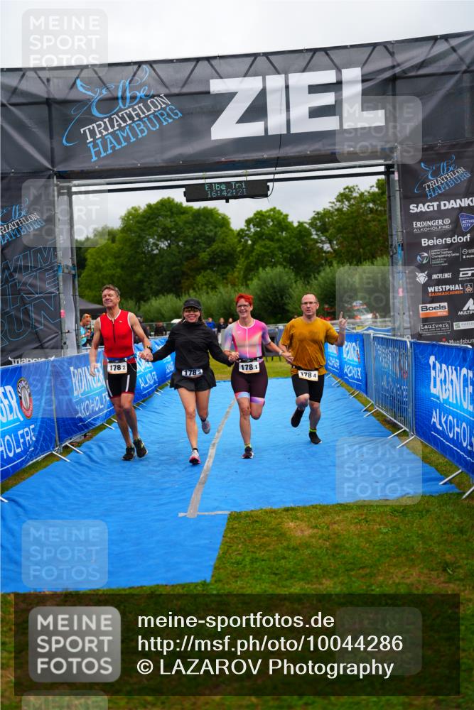 30.08.2026 - Elbe Triathlon Hamburg LAZAROV Photography http://msf.ph/oto/10044286 30.08.2026 16:42:21 Ziel  meine-sportfotos.de