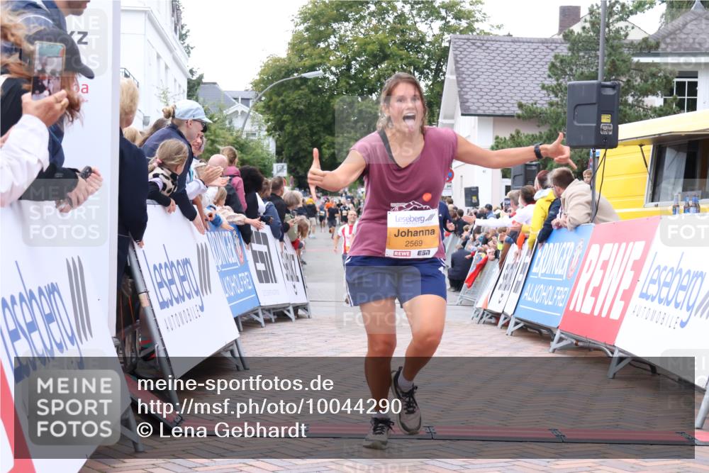 30.08.2026 - Blankeneser Heldenlauf Lena Gebhardt http://msf.ph/oto/10044290 30.08.2026 11:49:53 Ziel 2054, 2261, 2267, 2365, 2569, 2721, 2960 meine-sportfotos.de