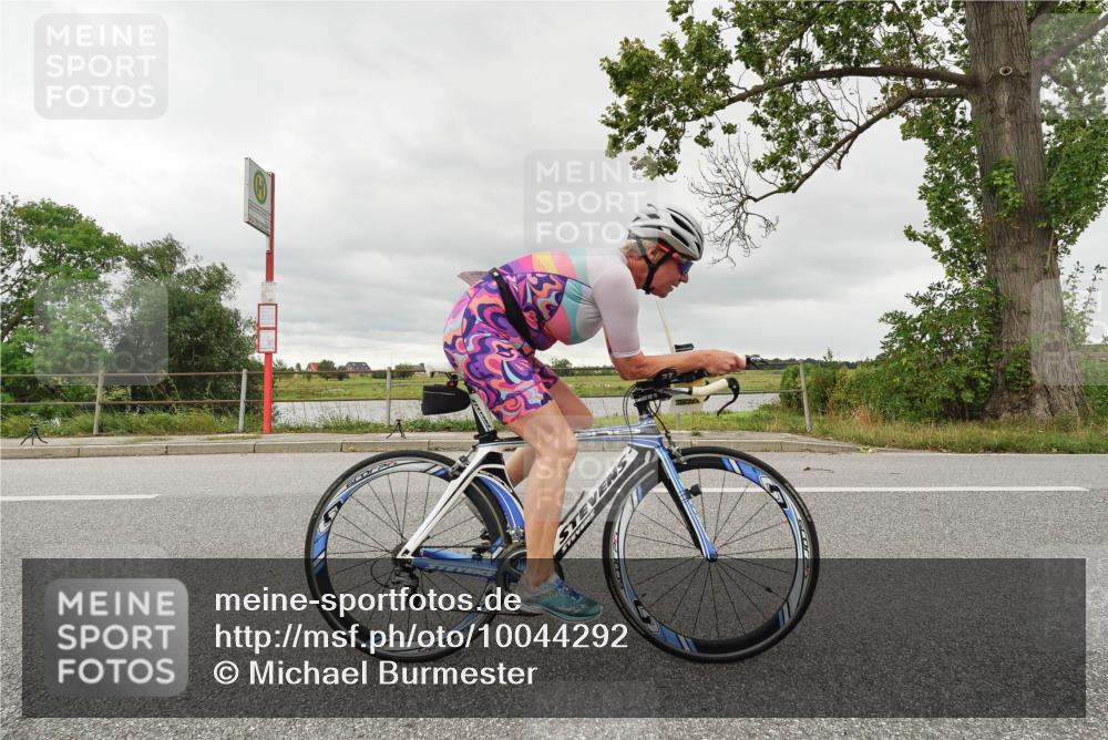30.08.2026 - Elbe Triathlon Hamburg Michael Burmester http://msf.ph/oto/10044292 30.08.2026 14:14:30 Radfahren 168, 171 meine-sportfotos.de