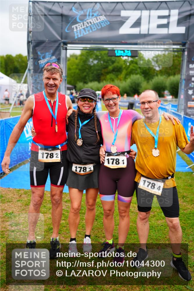 30.08.2026 - Elbe Triathlon Hamburg LAZAROV Photography http://msf.ph/oto/10044300 30.08.2026 16:42:44 Ziel  meine-sportfotos.de