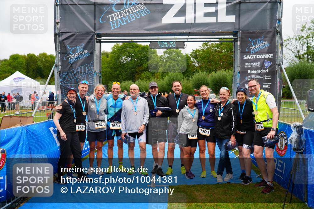 30.08.2026 - Elbe Triathlon Hamburg LAZAROV Photography http://msf.ph/oto/10044381 30.08.2026 16:43:56 Ziel  meine-sportfotos.de