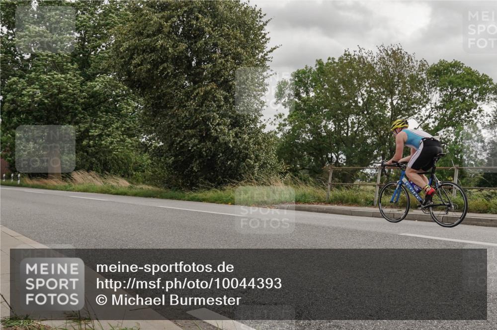 30.08.2026 - Elbe Triathlon Hamburg Michael Burmester http://msf.ph/oto/10044393 30.08.2026 15:04:15 Radfahren  meine-sportfotos.de