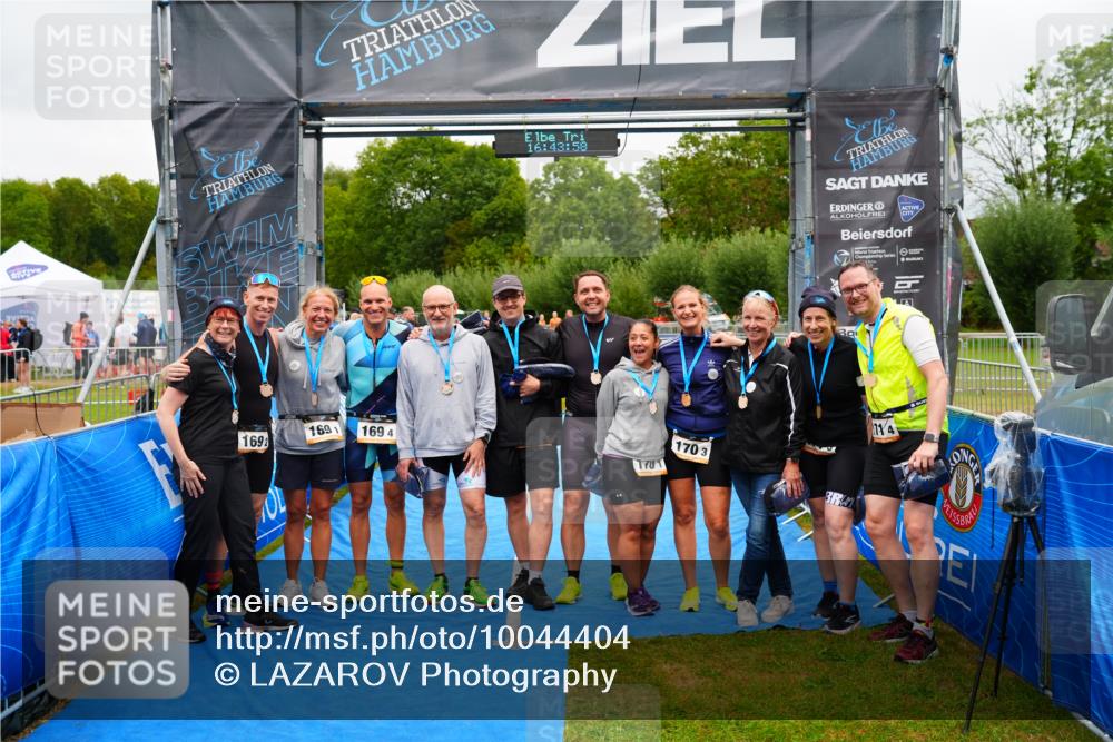 30.08.2026 - Elbe Triathlon Hamburg LAZAROV Photography http://msf.ph/oto/10044404 30.08.2026 16:43:57 Ziel  meine-sportfotos.de