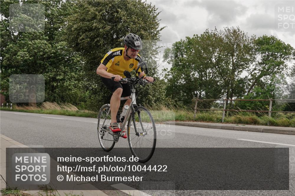 30.08.2026 - Elbe Triathlon Hamburg Michael Burmester http://msf.ph/oto/10044422 30.08.2026 15:04:41 Radfahren  meine-sportfotos.de