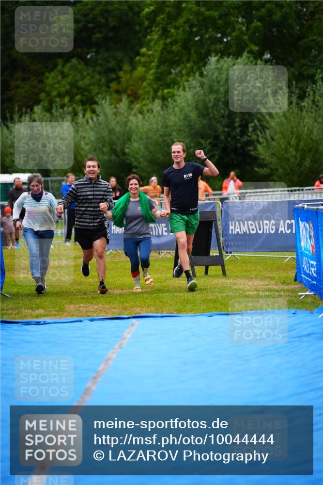 30.08.2026 - Elbe Triathlon Hamburg LAZAROV Photography http://msf.ph/oto/10044444 30.08.2026 16:44:42 Ziel  meine-sportfotos.de