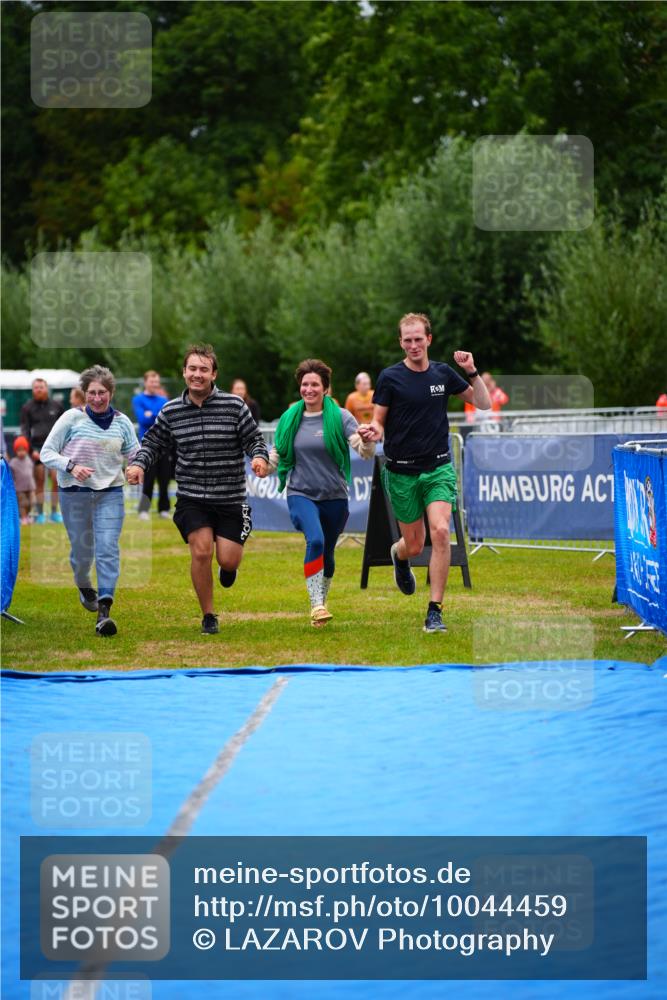 30.08.2026 - Elbe Triathlon Hamburg LAZAROV Photography http://msf.ph/oto/10044459 30.08.2026 16:44:42 Ziel  meine-sportfotos.de