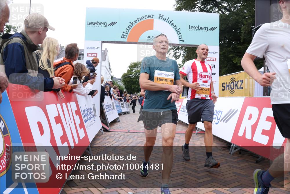 30.08.2026 - Blankeneser Heldenlauf Lena Gebhardt http://msf.ph/oto/10044481 30.08.2026 11:50:00 Ziel 2054, 2178, 2550, 2569, 2617, 2674 meine-sportfotos.de