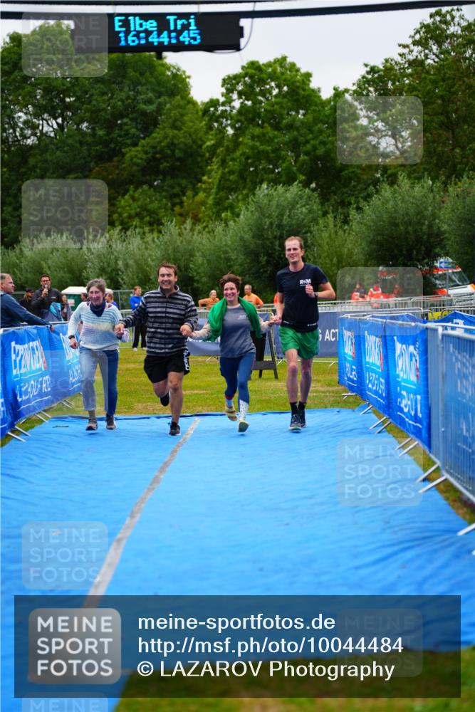 30.08.2026 - Elbe Triathlon Hamburg LAZAROV Photography http://msf.ph/oto/10044484 30.08.2026 16:44:44 Ziel  meine-sportfotos.de