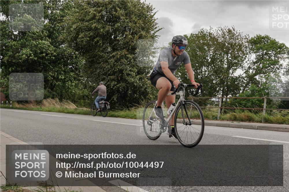 30.08.2026 - Elbe Triathlon Hamburg Michael Burmester http://msf.ph/oto/10044497 30.08.2026 15:06:02 Radfahren  meine-sportfotos.de