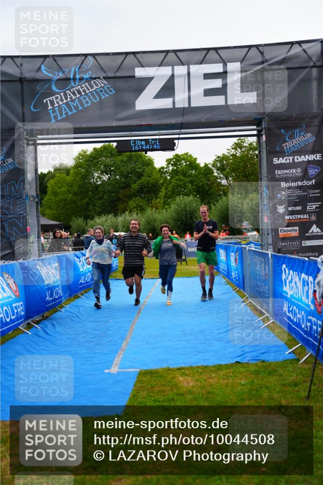30.08.2026 - Elbe Triathlon Hamburg LAZAROV Photography http://msf.ph/oto/10044508 30.08.2026 16:44:45 Ziel  meine-sportfotos.de